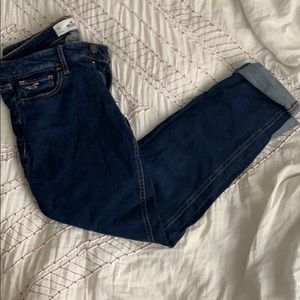 Hollister Dark Wash jeans